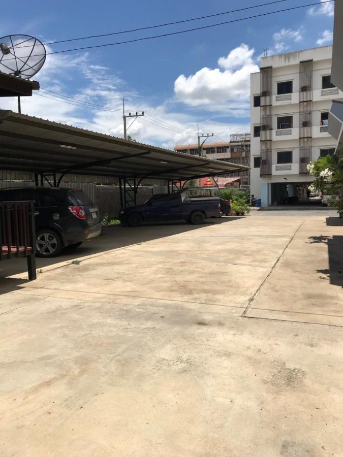 Hotel Vatchara Northgate Nakhon Sawan